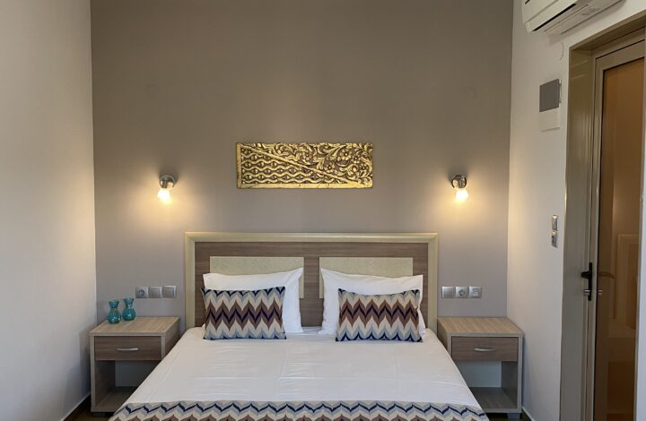 ClASSIC DOUBLE STUDIO